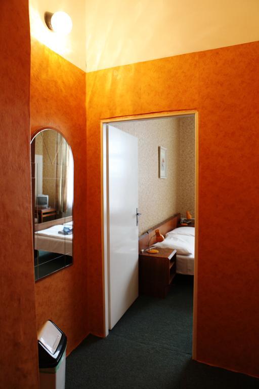 Hotel Michle Prague Room photo